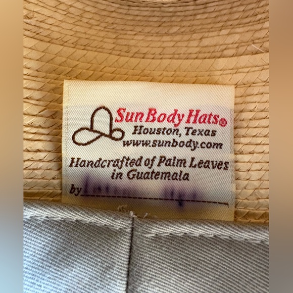 Sunbody Hat Handcrafted - Picture 12 of 16